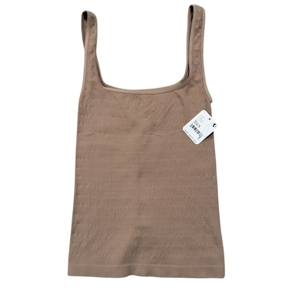 Free People Intimately Square One Seamless Cami in Nude - Picture 3 of 9